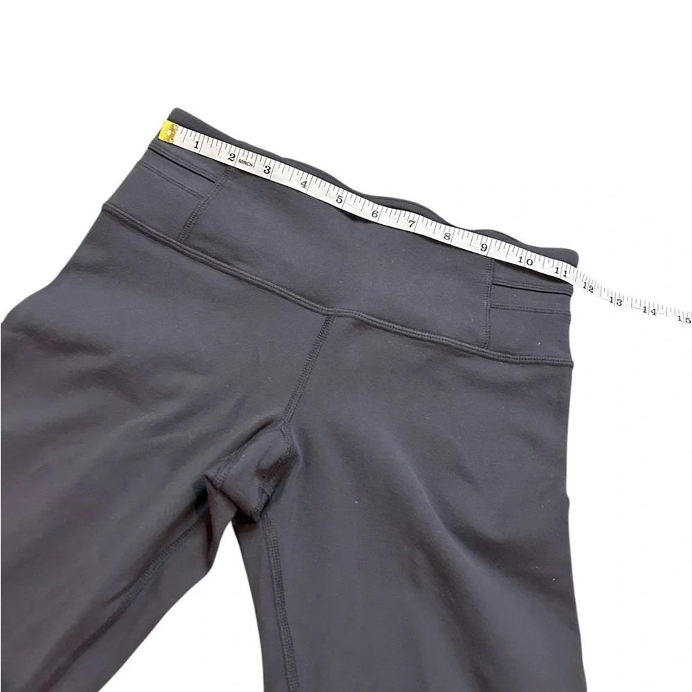 Lululemon Acro cropped grey leggings size 4 peacock‎